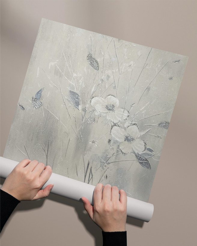 کاغذدیواری طرح گل زمینه پتیه نقره ای