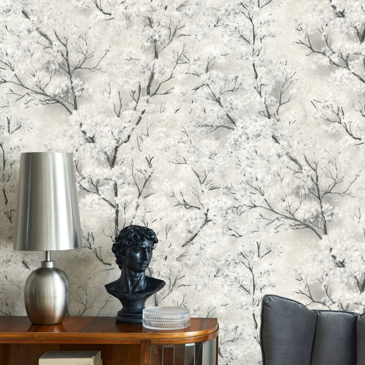 نمای نزدیک از کاغذدیواری طرح درختچههای متراکم و درهمتنیده با برگهای شایندار و زمینه پتینه عمیق